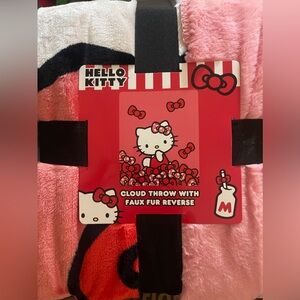 Hello Kitty blanket faux fur